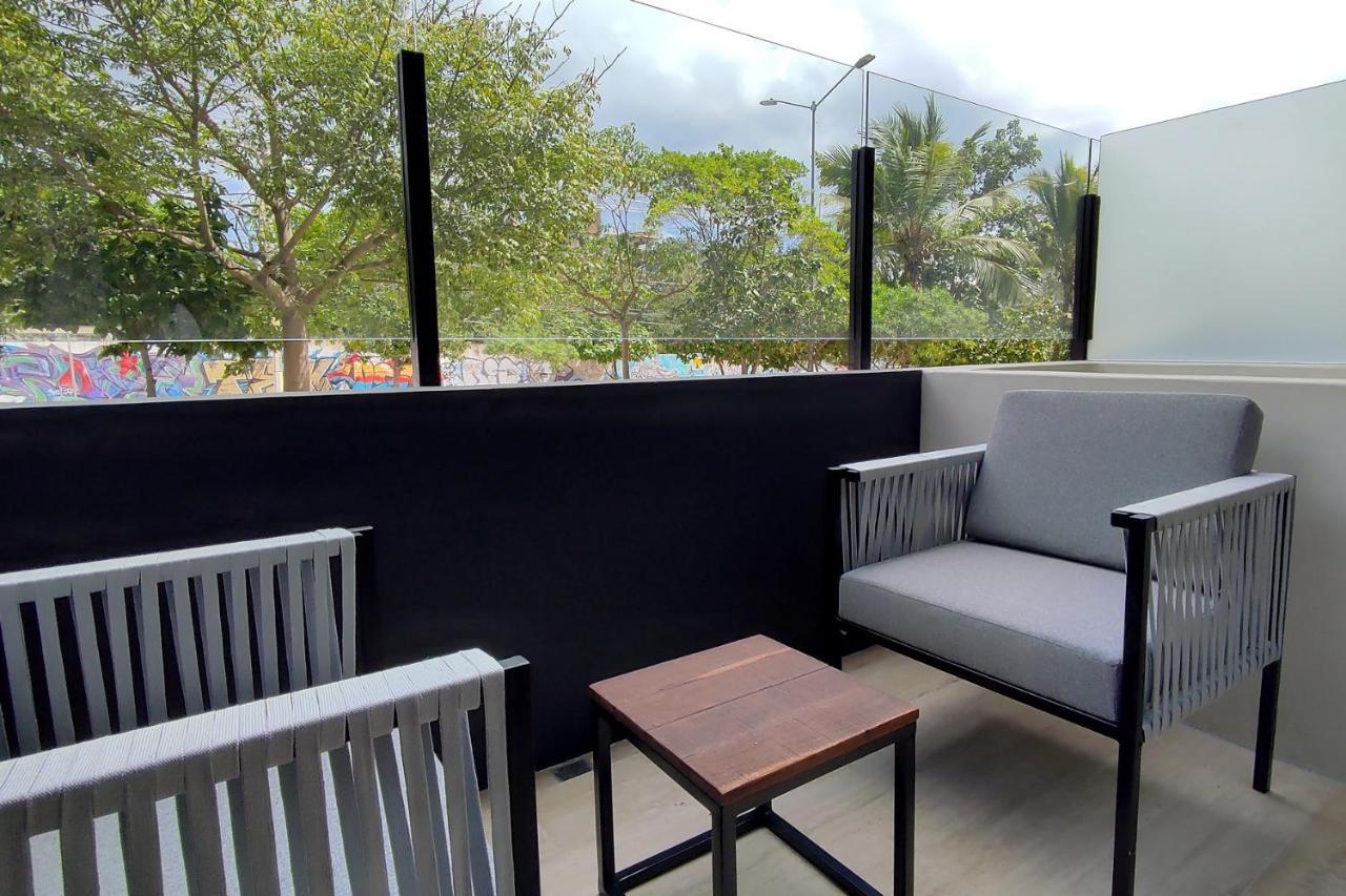 Khách sạn hẻo lánh Beautiful 2 Story Loft Near The *