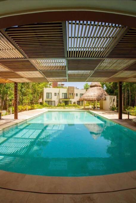 Apartment Penthouse. Koba, *