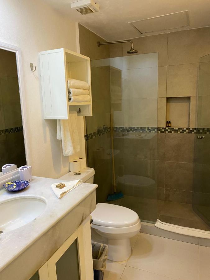 Bonito Departamento: Beachfront Oasis Near Quinta Avenida * Playa del Carmen