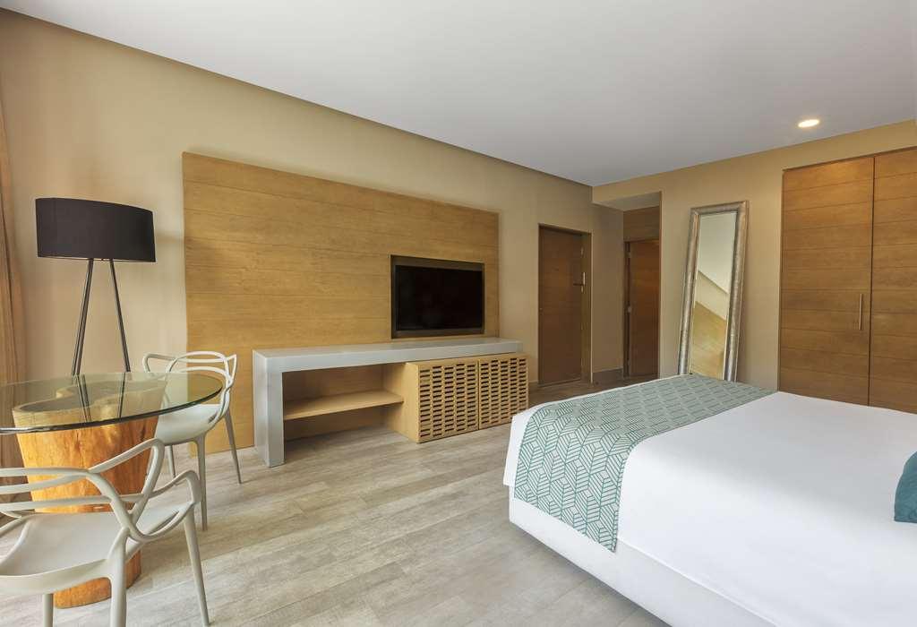 Hotel The Yucatan Tapestry Playa del Carmen