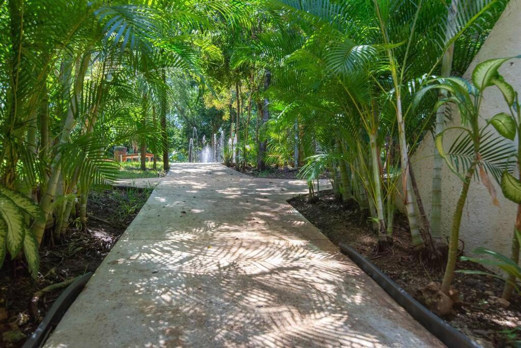 Beautiful 4br, Up To 8 Guests, Private Pool, 10 Min To Holiday home