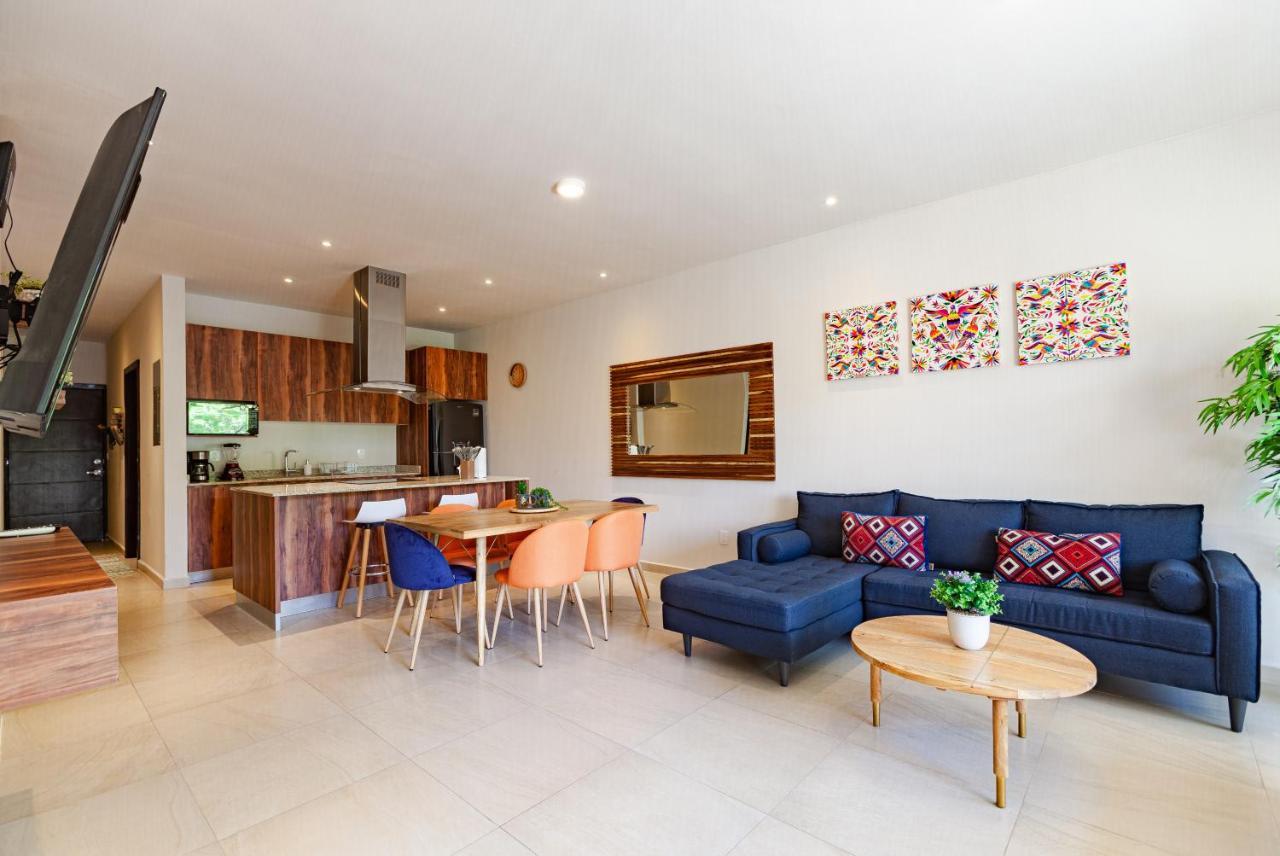 Apartment Brand New! 10min To Wifi 200mb Gym Pool Playa del Carmen