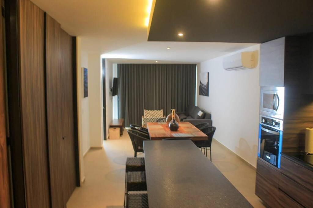 Apartment Luxury 1 Block To 5th Avenue *