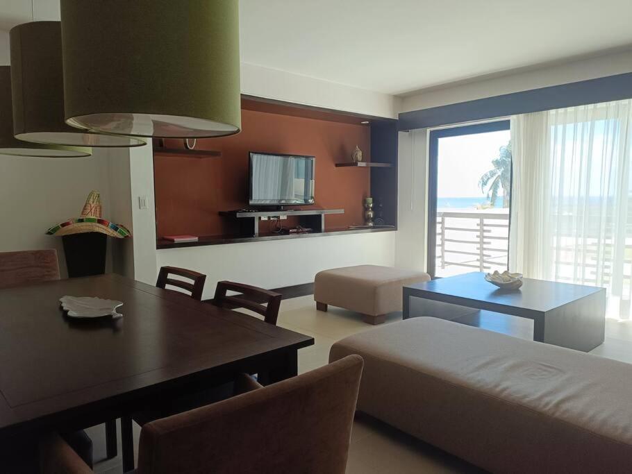 Aldea Thai Beachfront Apartment Playa del Carmen