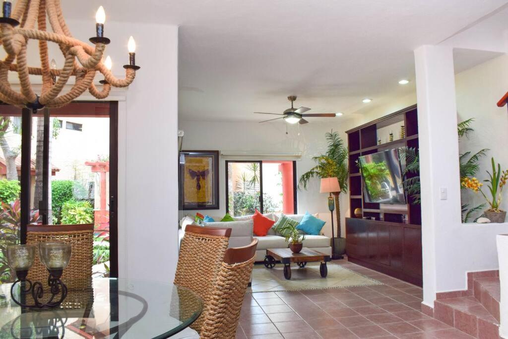 Villa Familiar En Exclusivo Playacar *