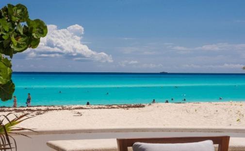 Pousada Casa De Playa- Transportation & Cooks Included! Playa del Carmen