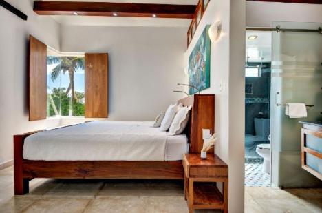 Casa De Playa- Transportation & Cooks Included! Pousada *
