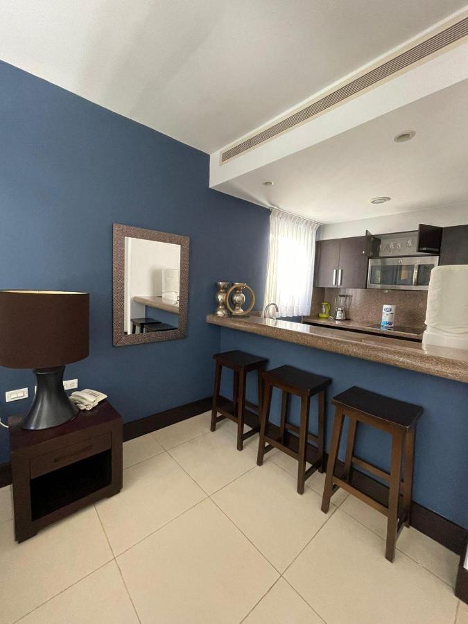 Ata35 With A Terrace Perfect Getaway Wifi Gym Apartment