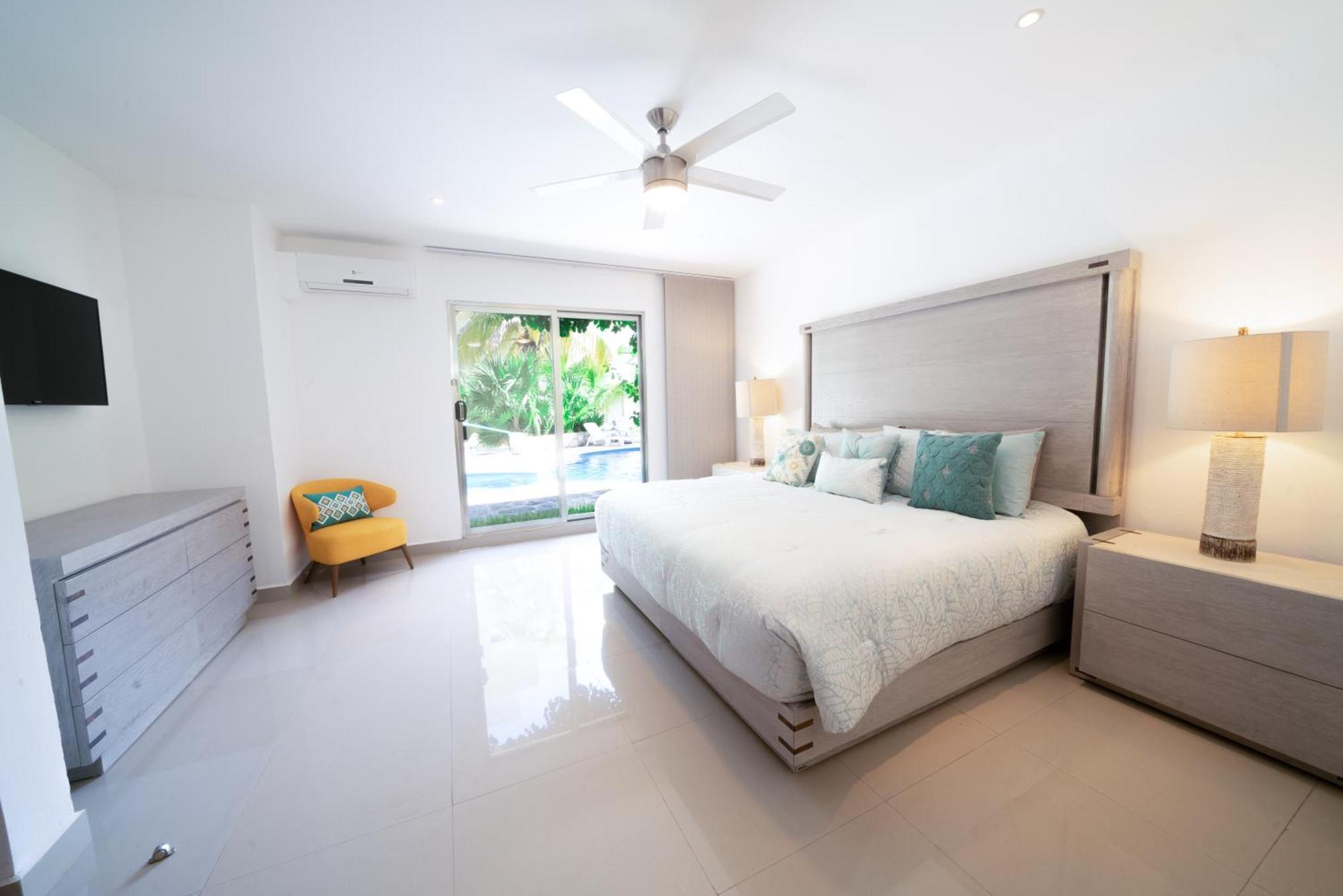 2 Bedroom With Pool - At El Cielo Residencial, Atsi Apartment