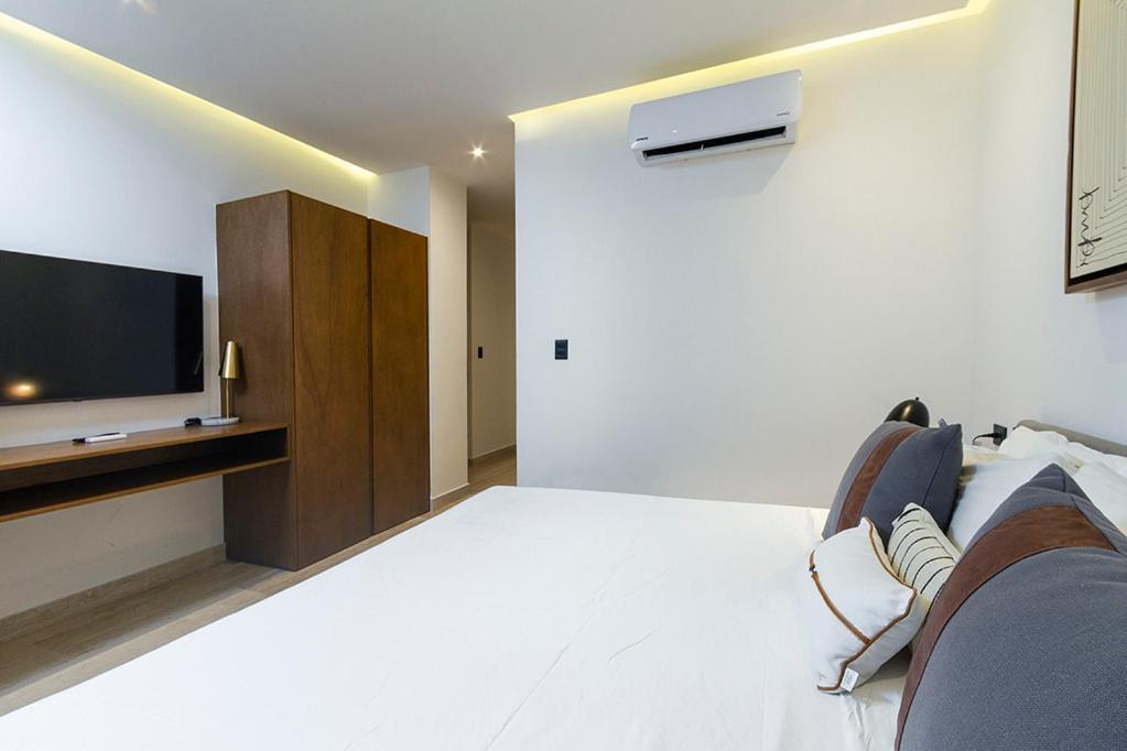 Great Location & Amazing Amenities Apartamento
