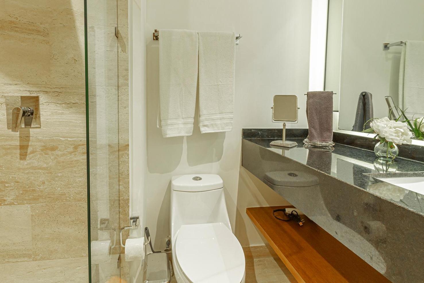 Great Location & Amazing Amenities