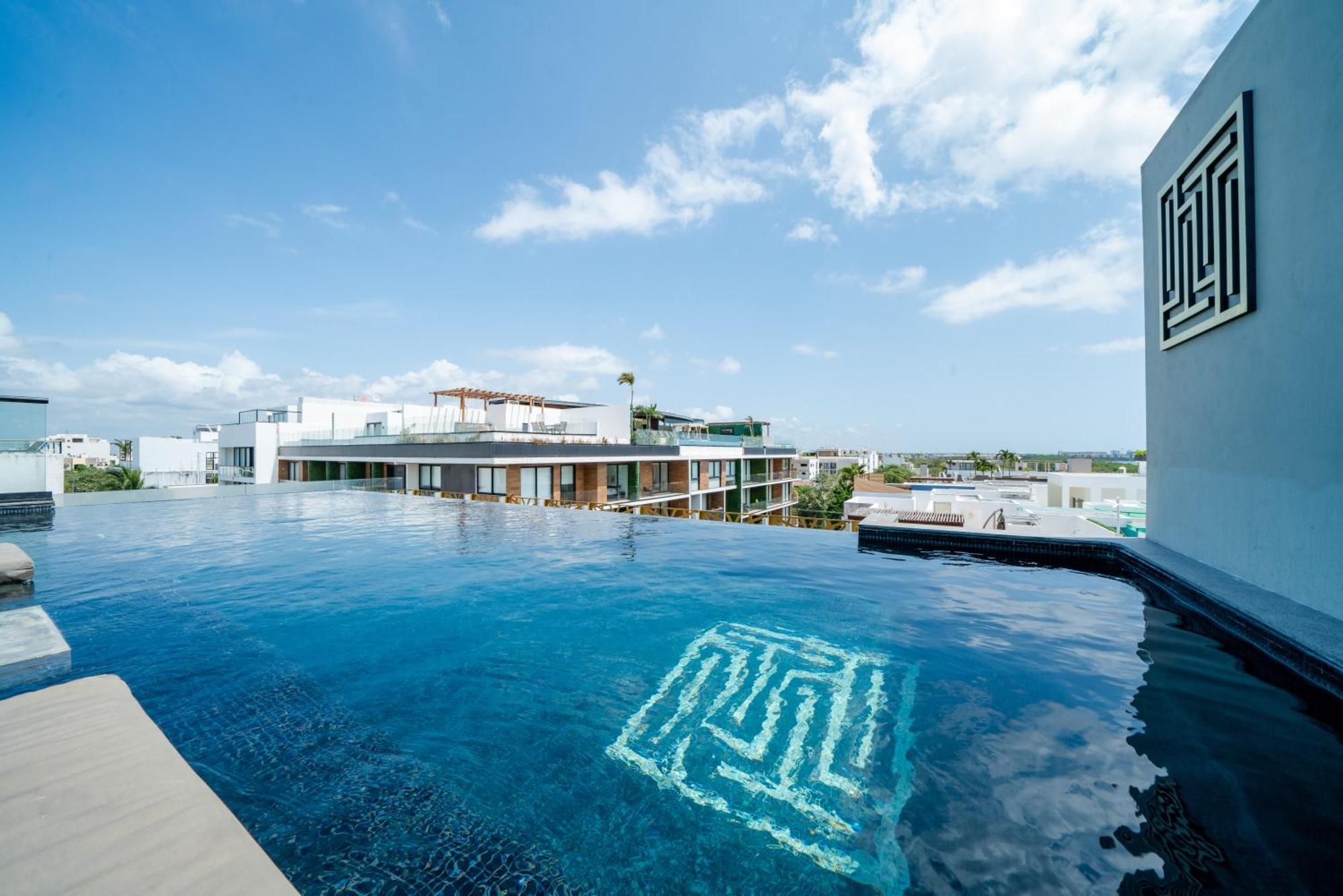 1 Bedroom With Rooftop Pool & Bar - At It Residences - Iris * Playa del Carmen