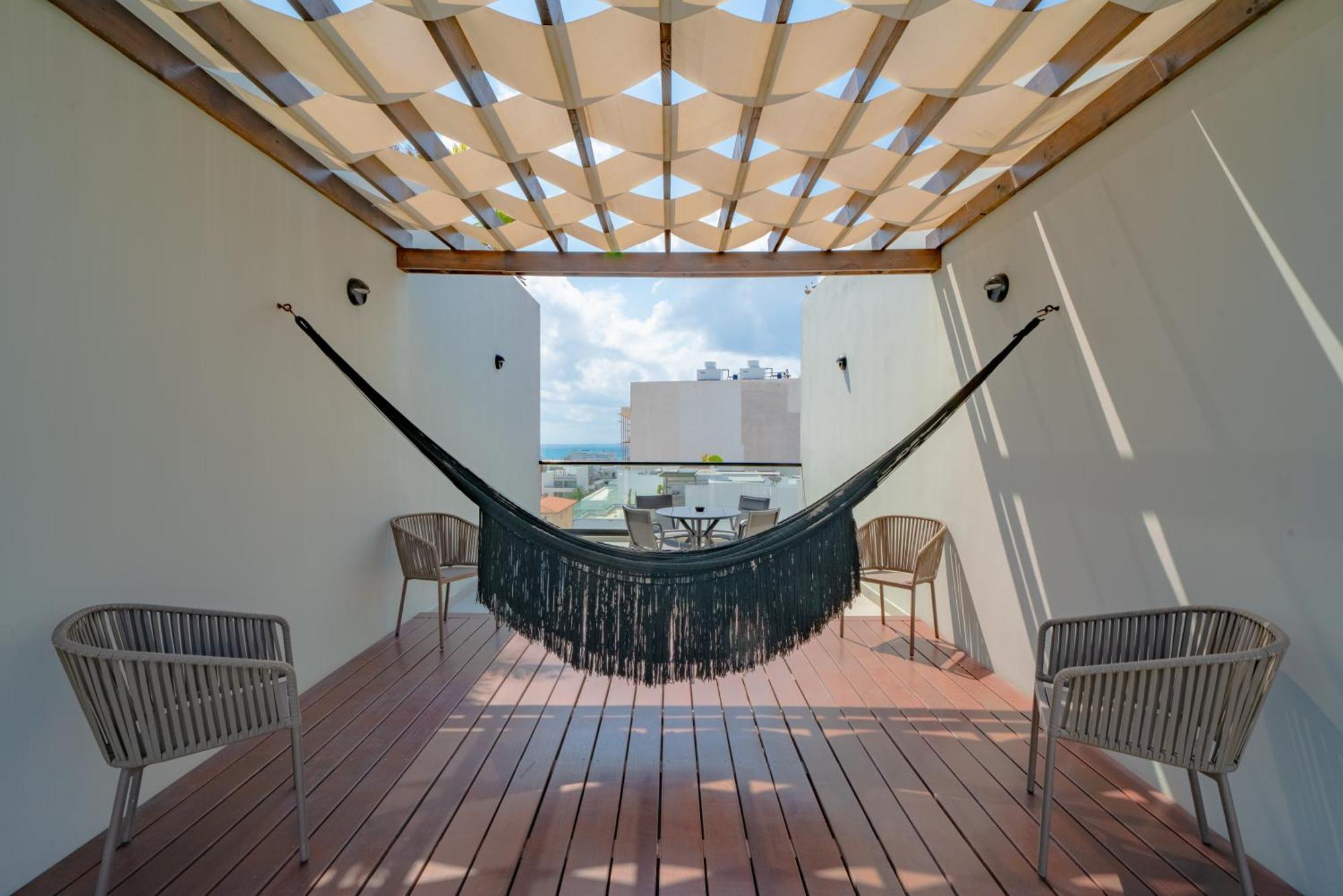 Apartment 1 Bedroom With Rooftop Pool & Bar - At It Residences - Iris Playa del Carmen