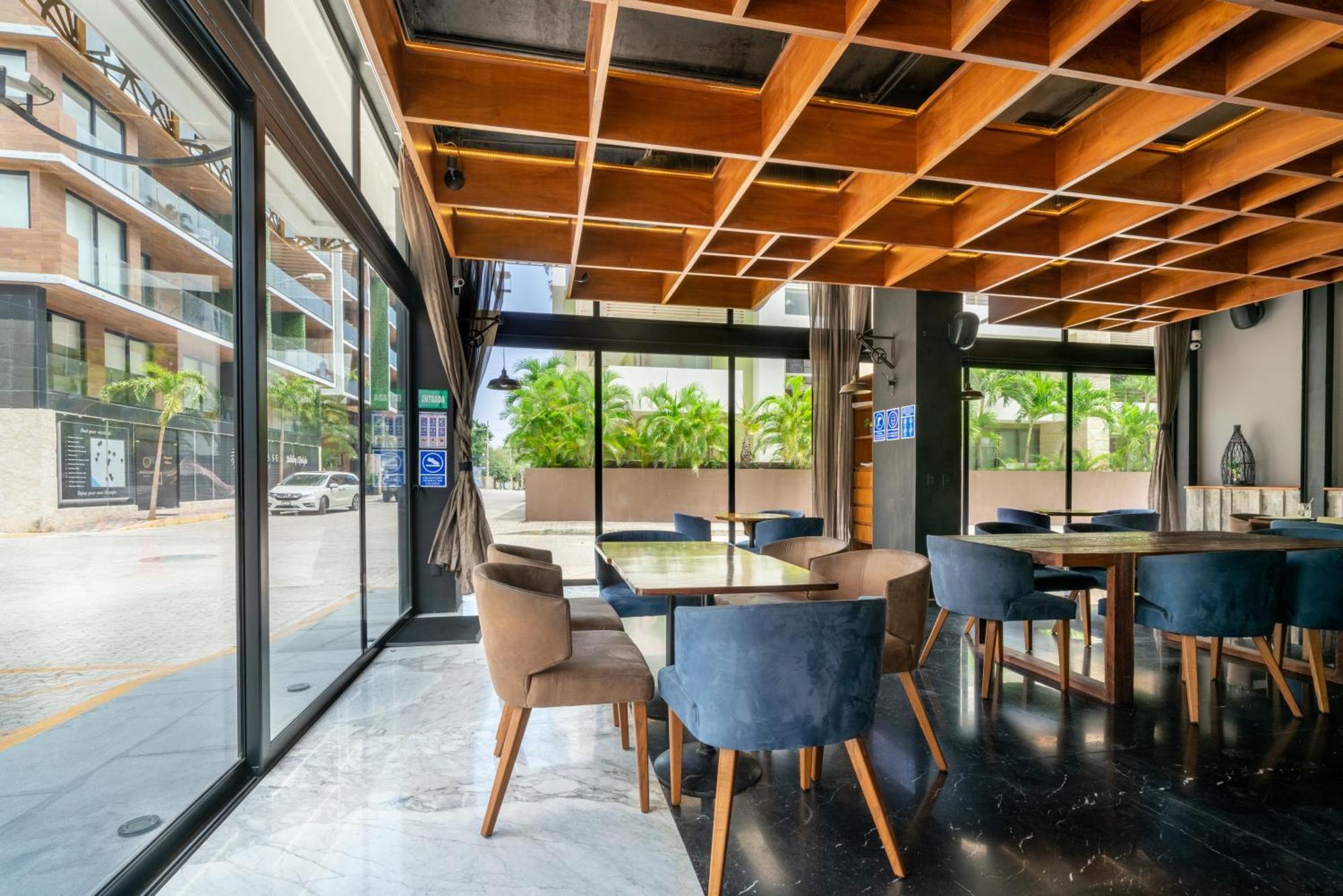 1 Bedroom With Rooftop Pool & Bar - At It Residences - Iris * Playa del Carmen