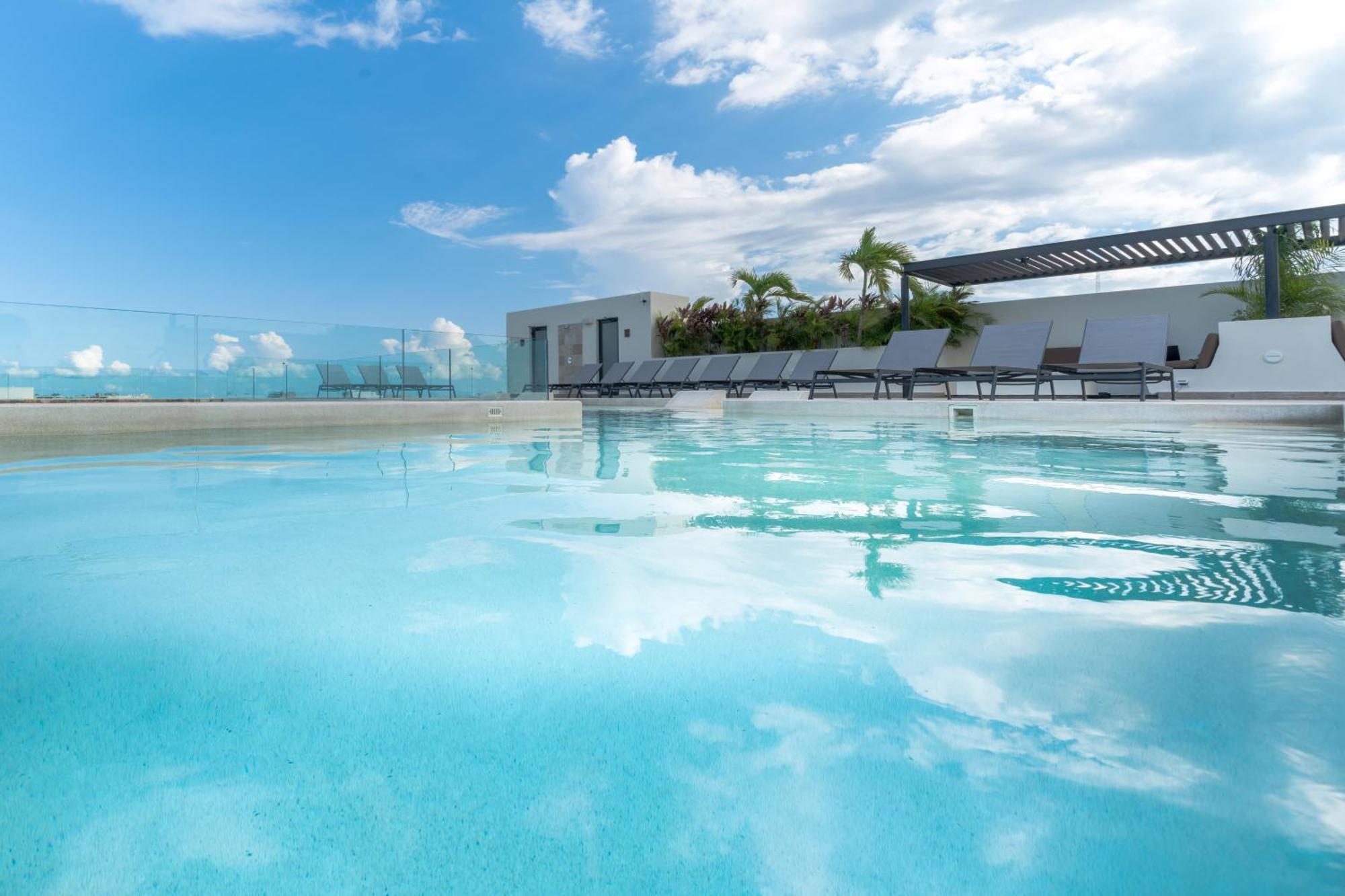 Veranda 210 - Downtown, - At Veranto With Rooftop Pool Playa del Carmen