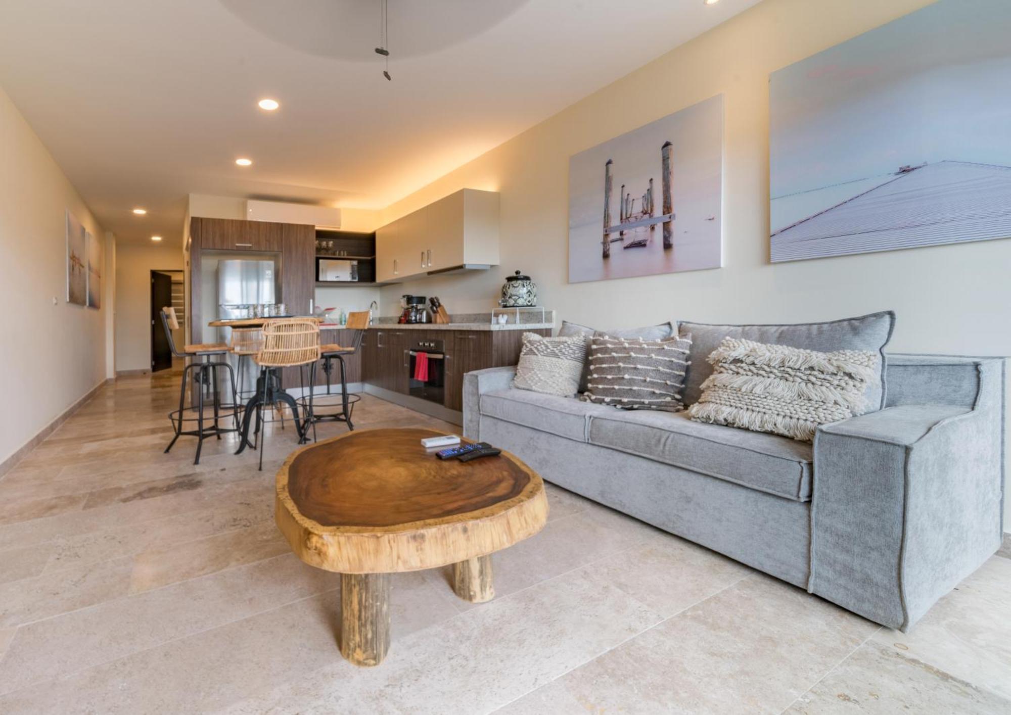 Apartment Veranda 210 - Downtown, - At Veranto With Rooftop Pool Playa del Carmen