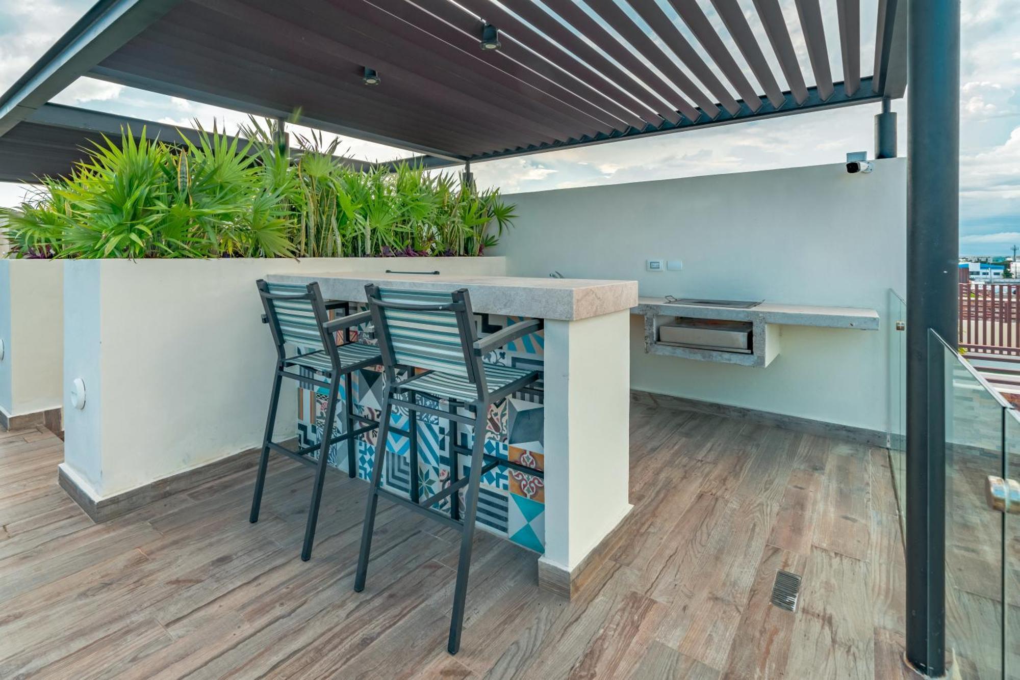 Veranda 210 - Downtown, - At Veranto With Rooftop Pool *