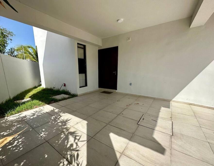 Big New House In Selvanova Coto 9 Ferienhaus Playa del Carmen