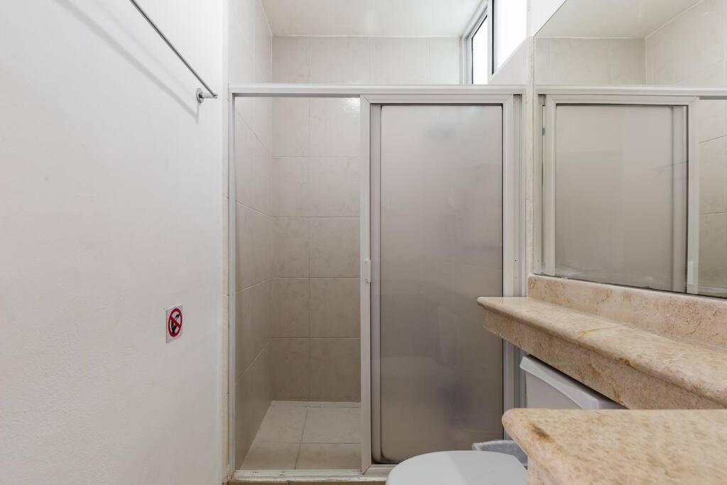 Apartment Spacious 2 Bedroom And Big Terrace In Centro Playa del Carmen