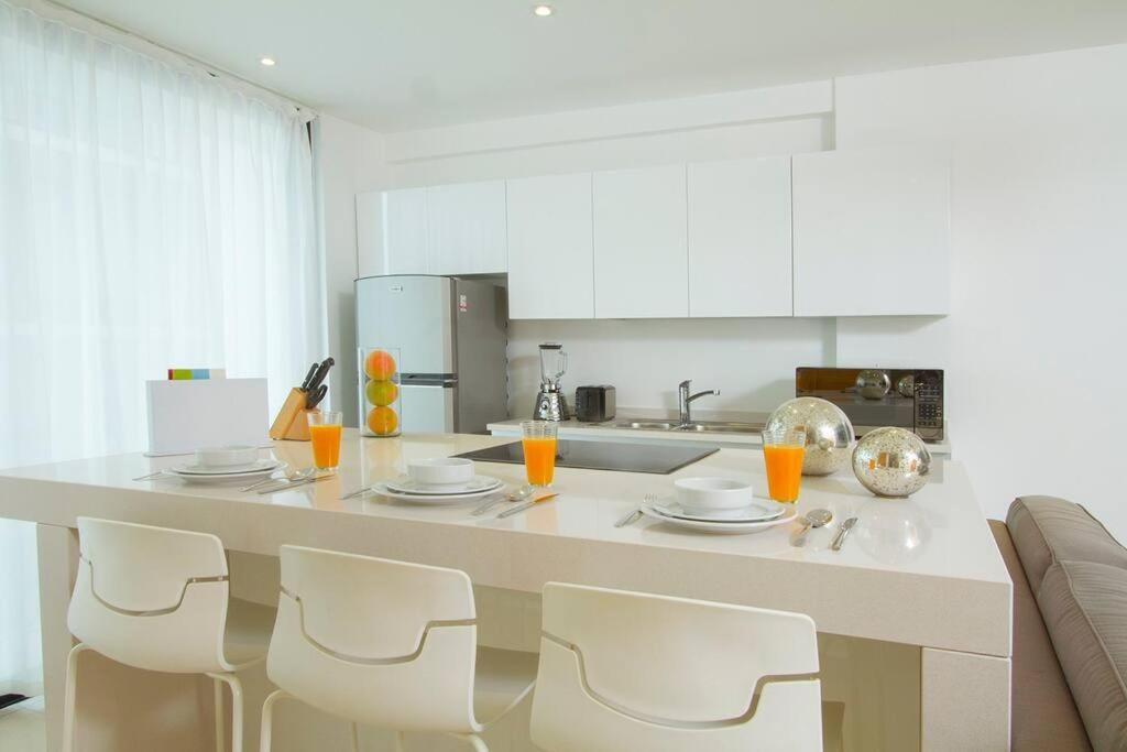Glamorous 2 Bedroom / Up To 6 Ppl Căn hộ