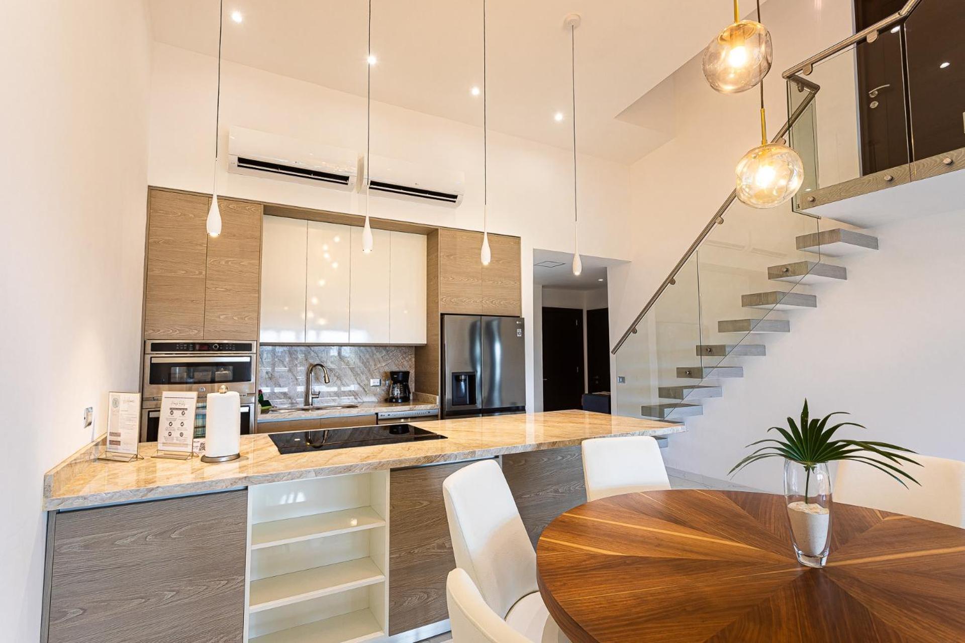 Căn hộ Casa Diva Stunning Ph Ocean View 2 Bedroom & Office At Mareazul Apts *