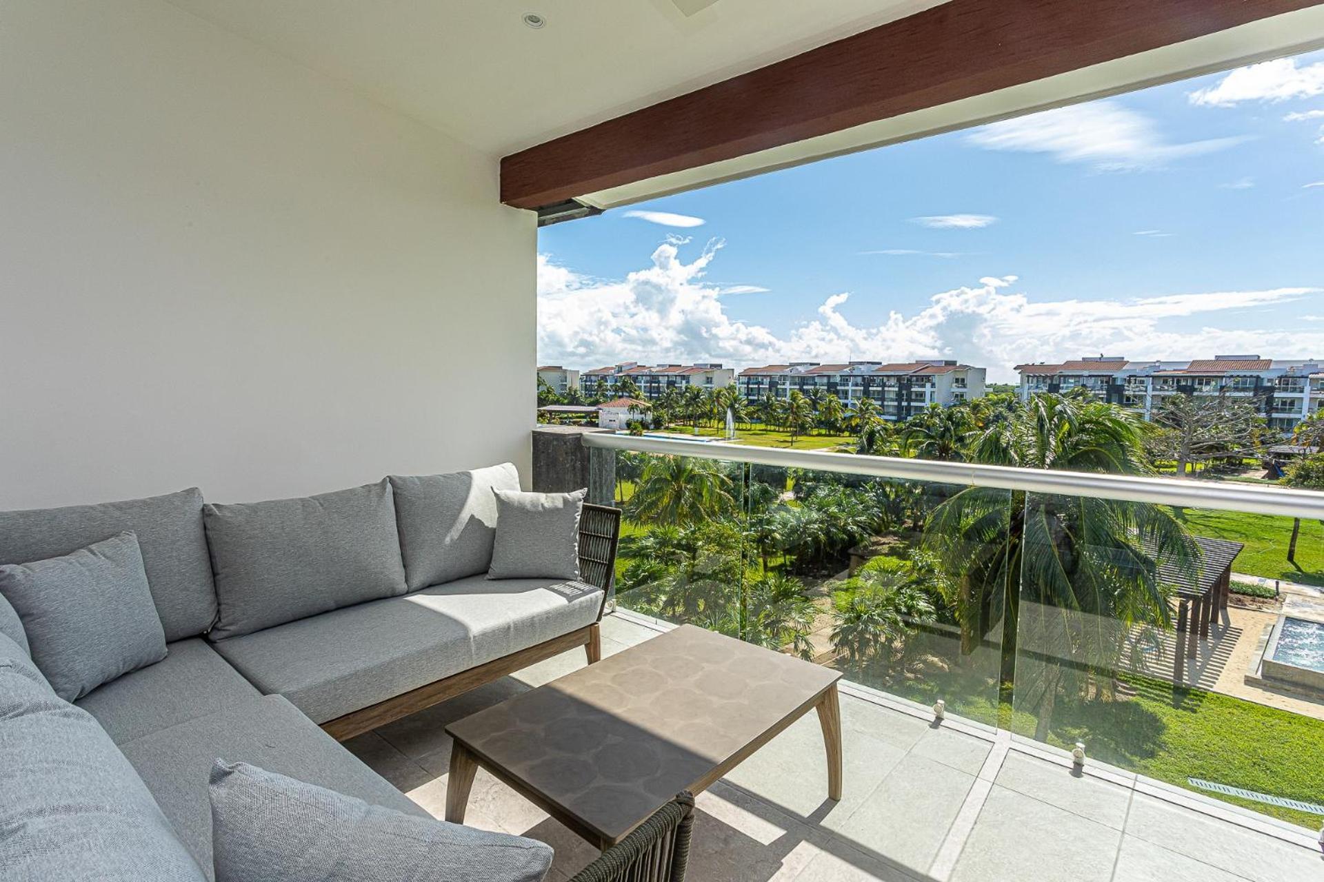 Căn hộ Casa Diva Stunning Ph Ocean View 2 Bedroom & Office At Mareazul Apts *