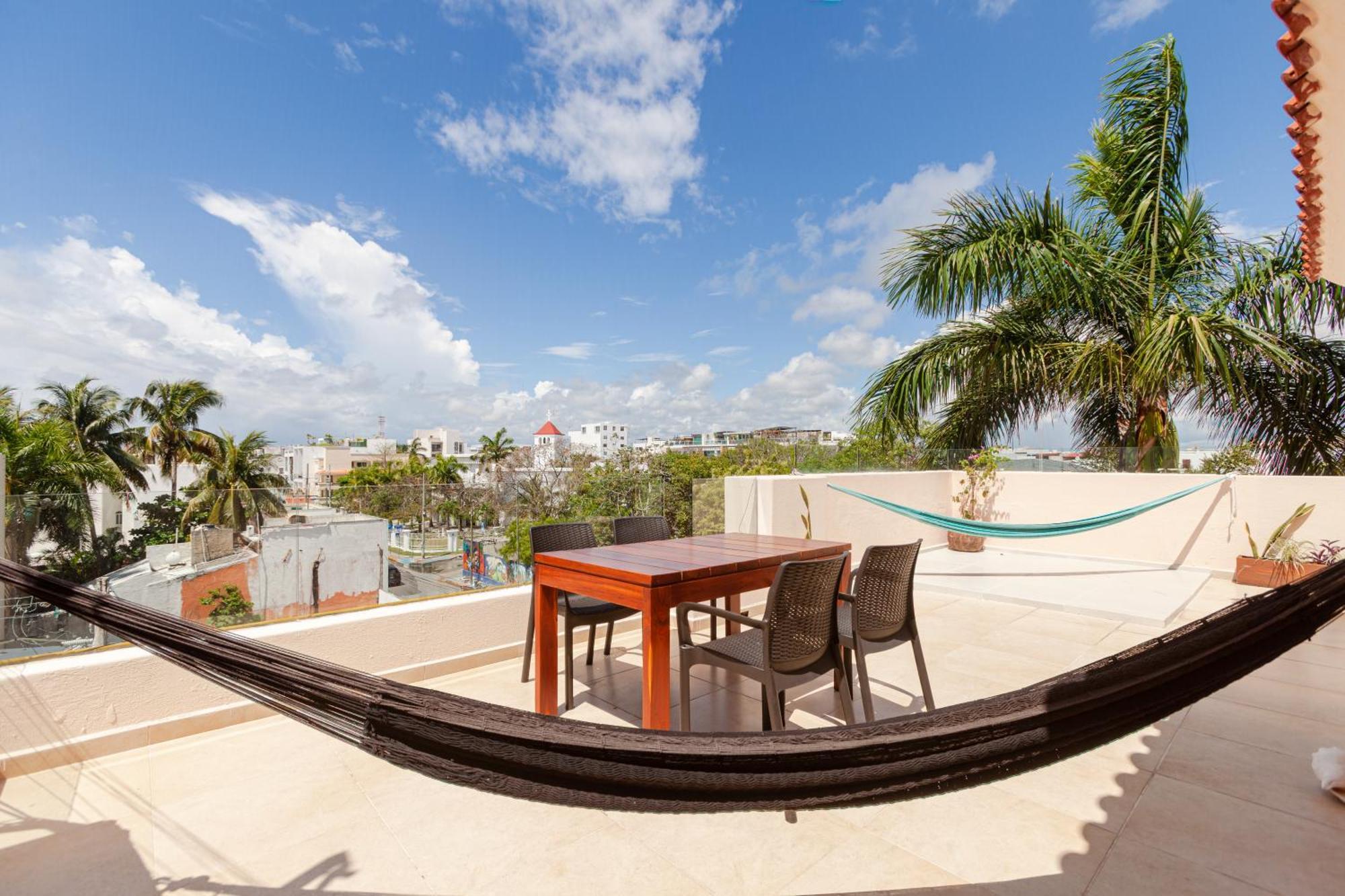 Via Tendenza Condos