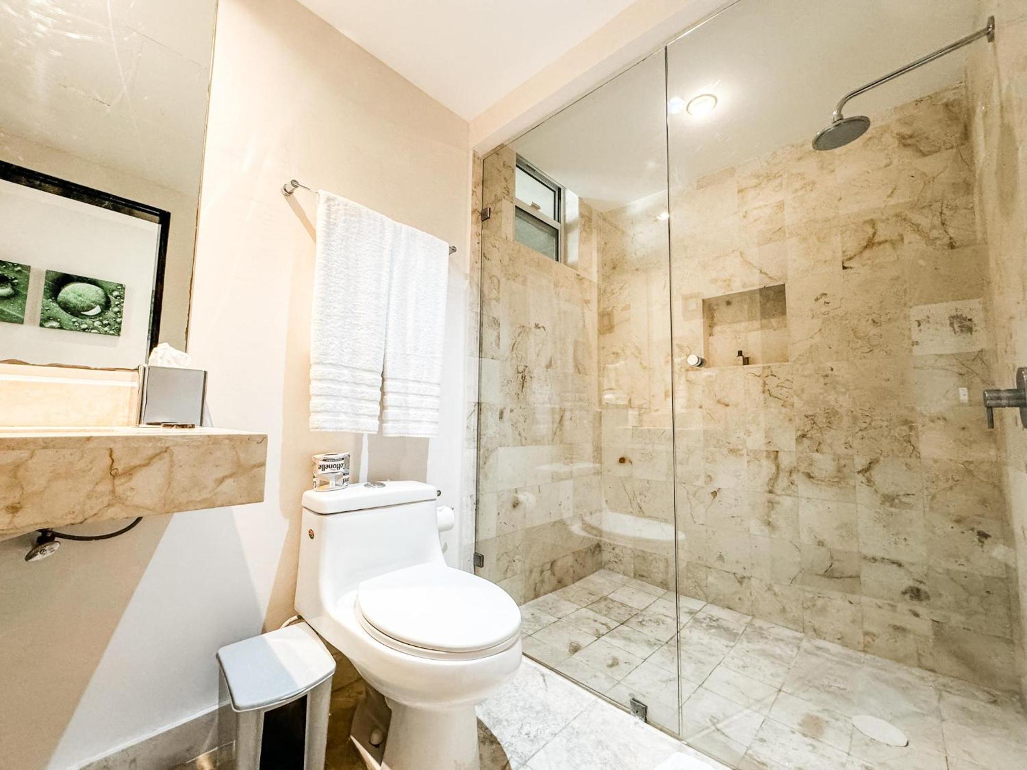 Eg818 Elements 2 Bedroom Apartment *