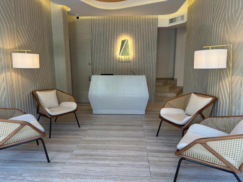 Alizee Tower Apartment *