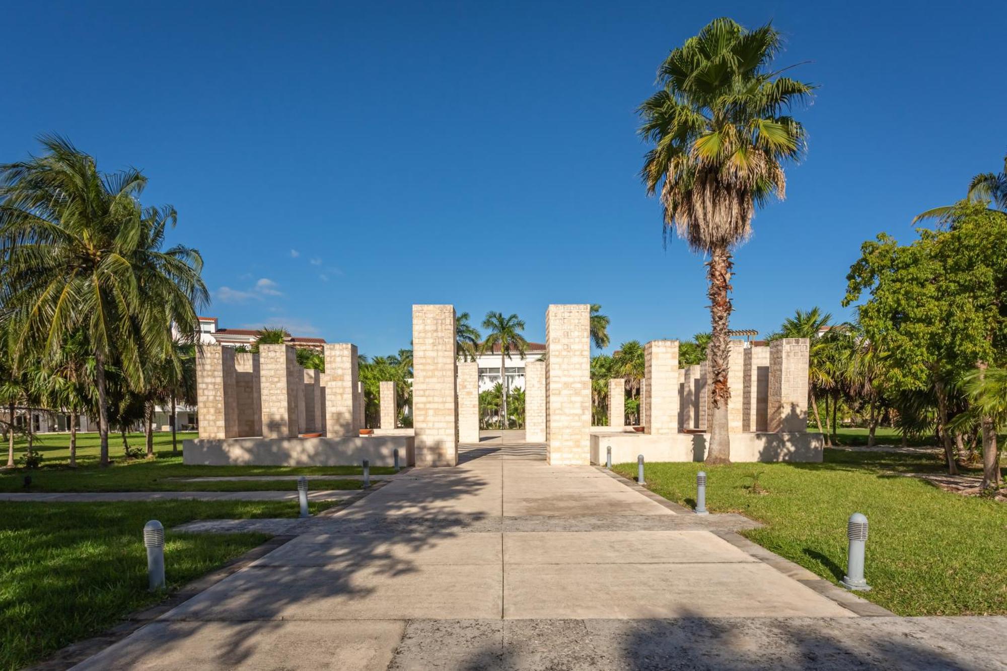Casa Marbella Ocean View Penthouse Apts
