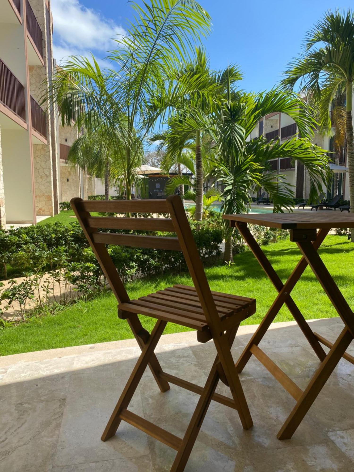 Apartamento Cozy Poolside