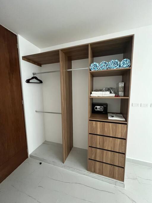 Modern 1br Ocean View