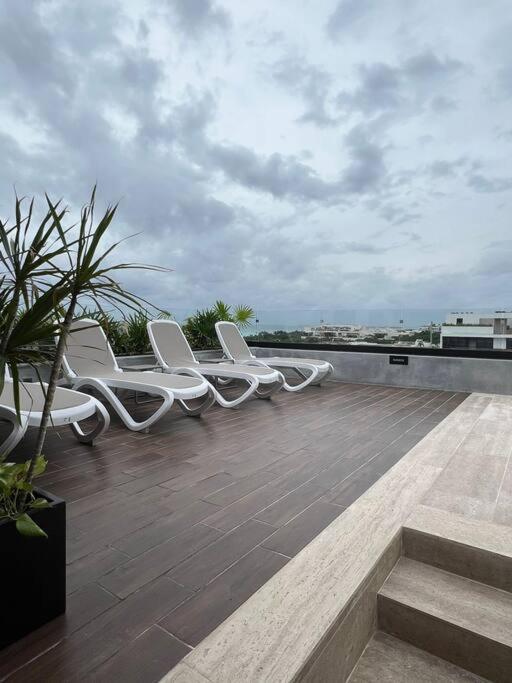 Modern 1br Ocean View