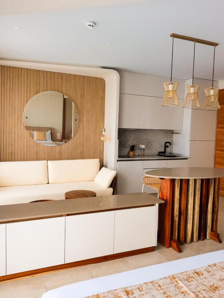 Alizee Tower Apartment
