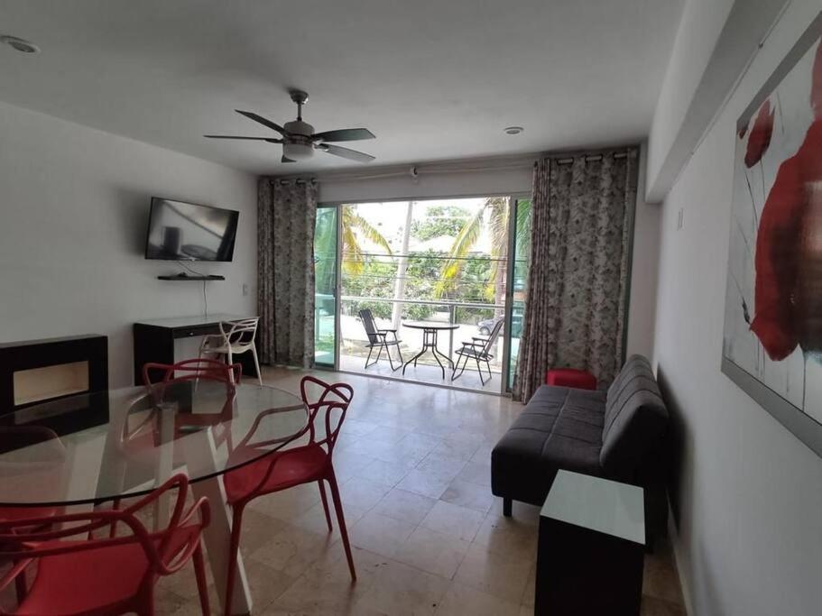 Cozy And Apartment! Căn hộ