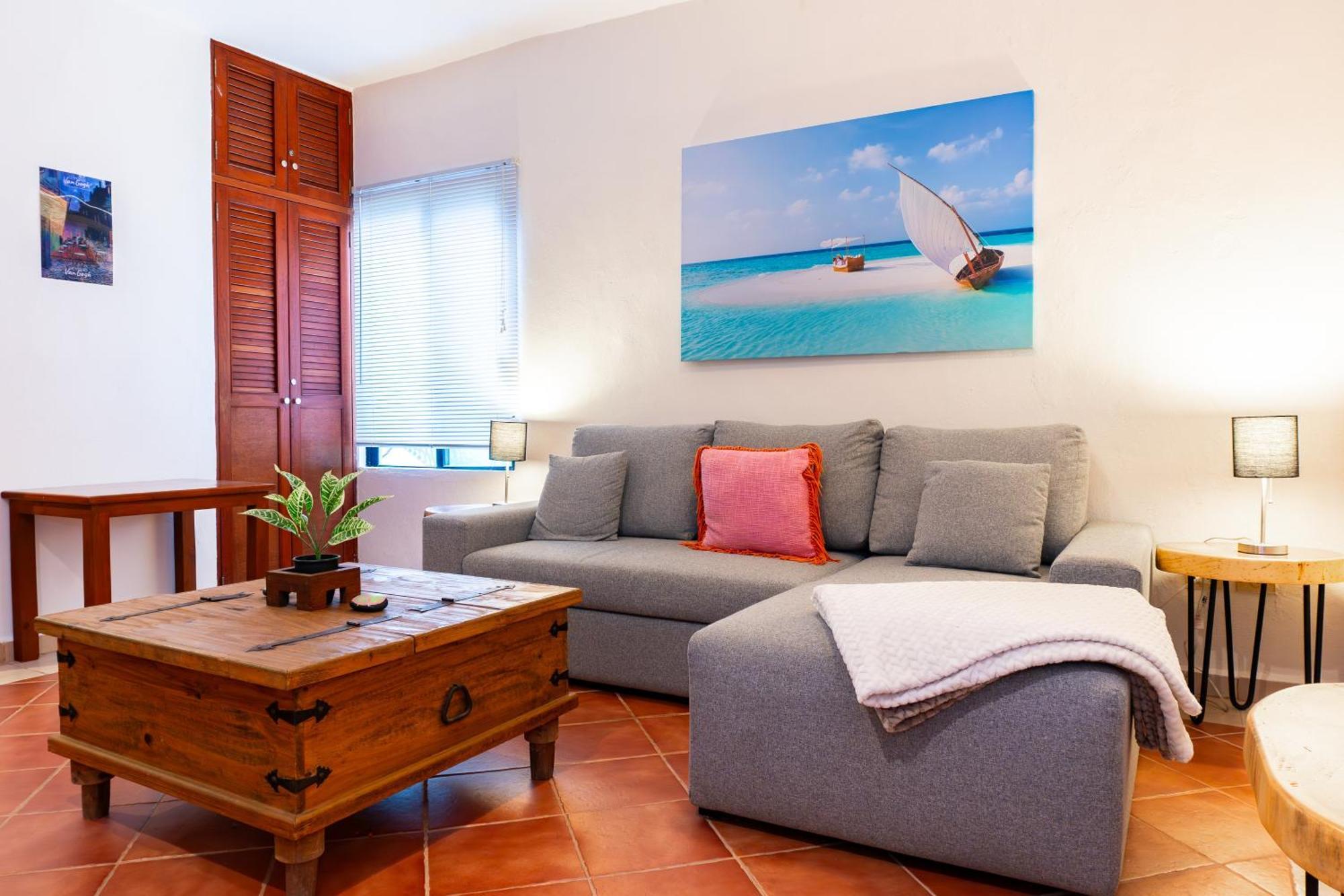 Hacienda San Jose B3 *
