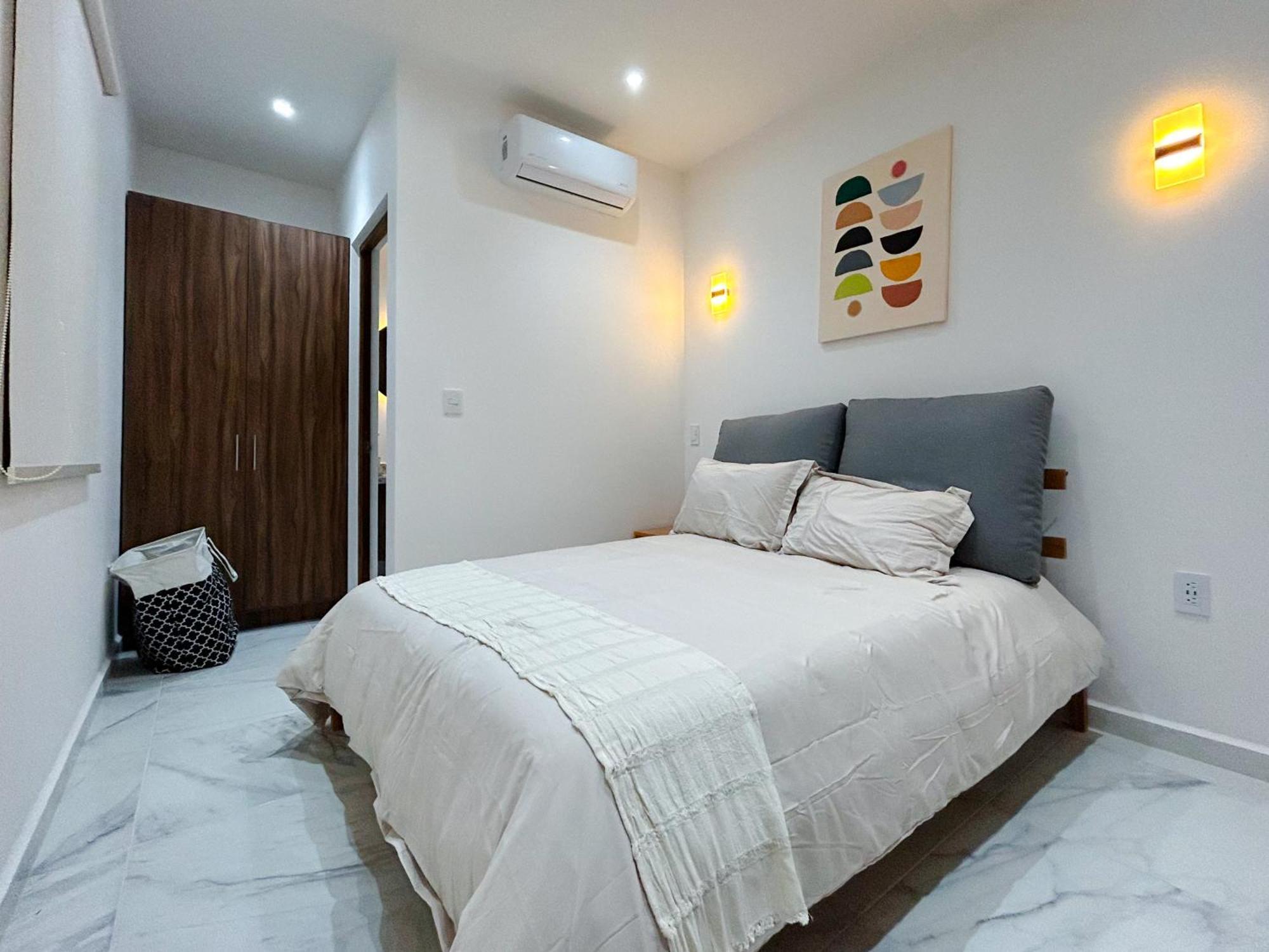 Sur 307 Apartment *