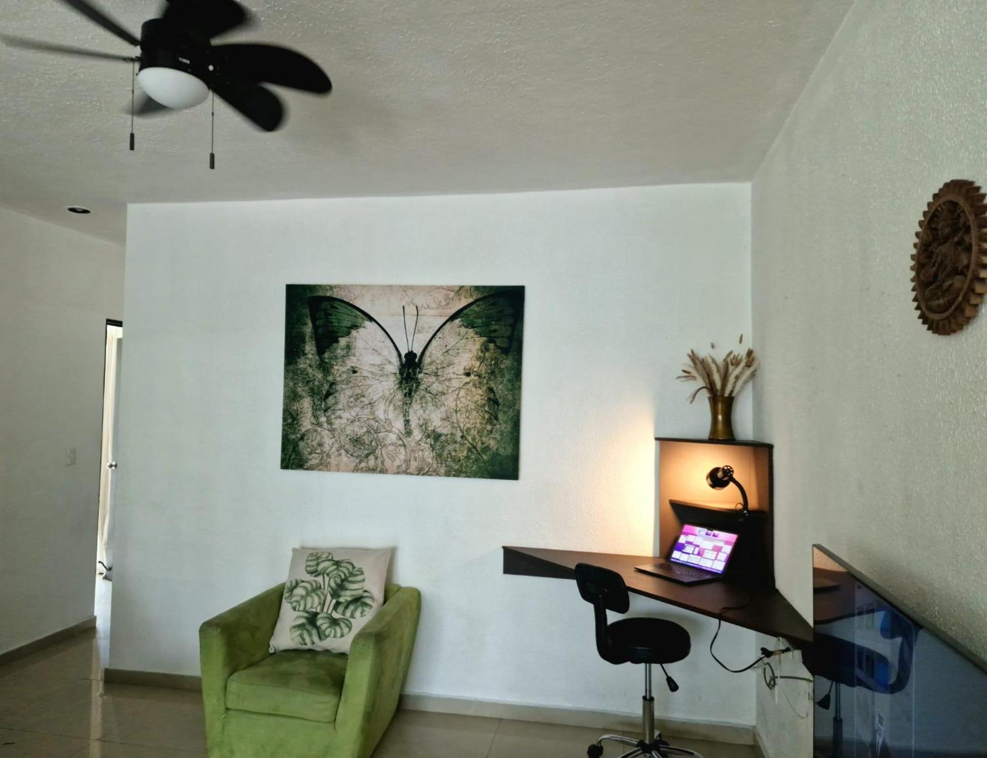 Poolside Tranquil In Apartment Playa del Carmen