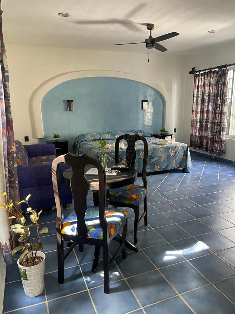 Castillo Del Mar - 5 Th Ave Khách sạn 5*