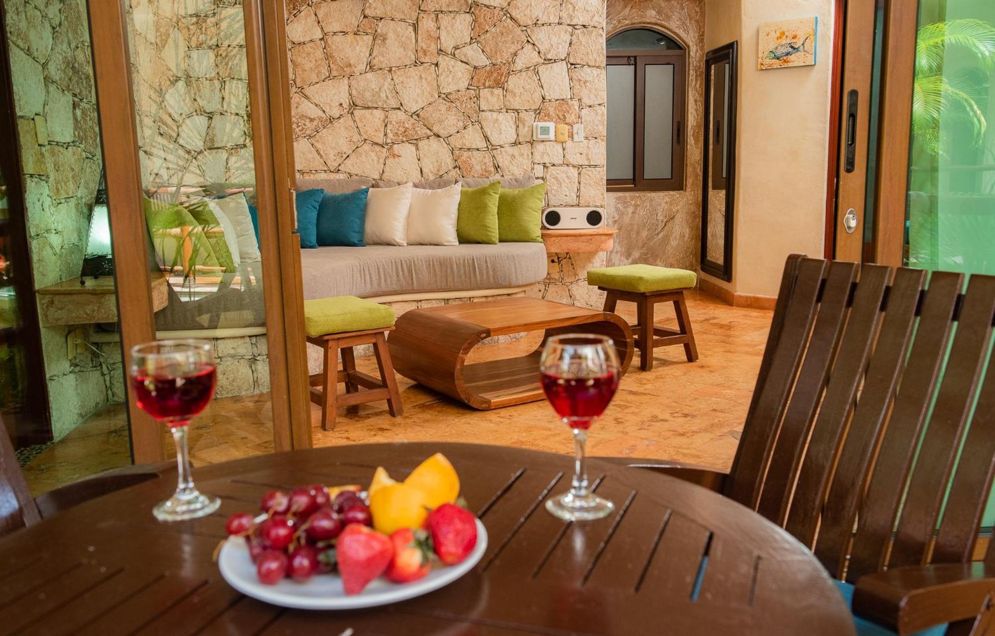 Hotel Sacbe And Club