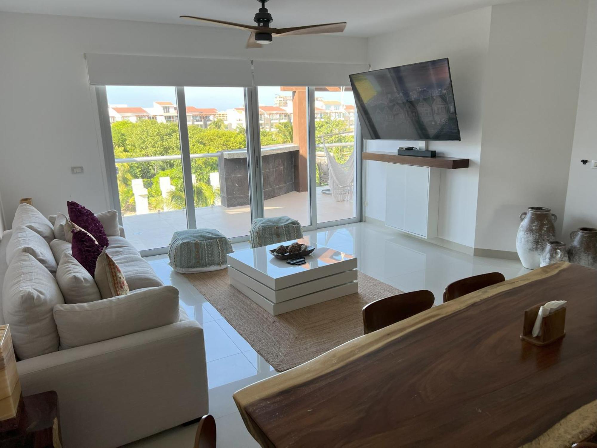 Apartment Brand New And Amazing Penthouse! *