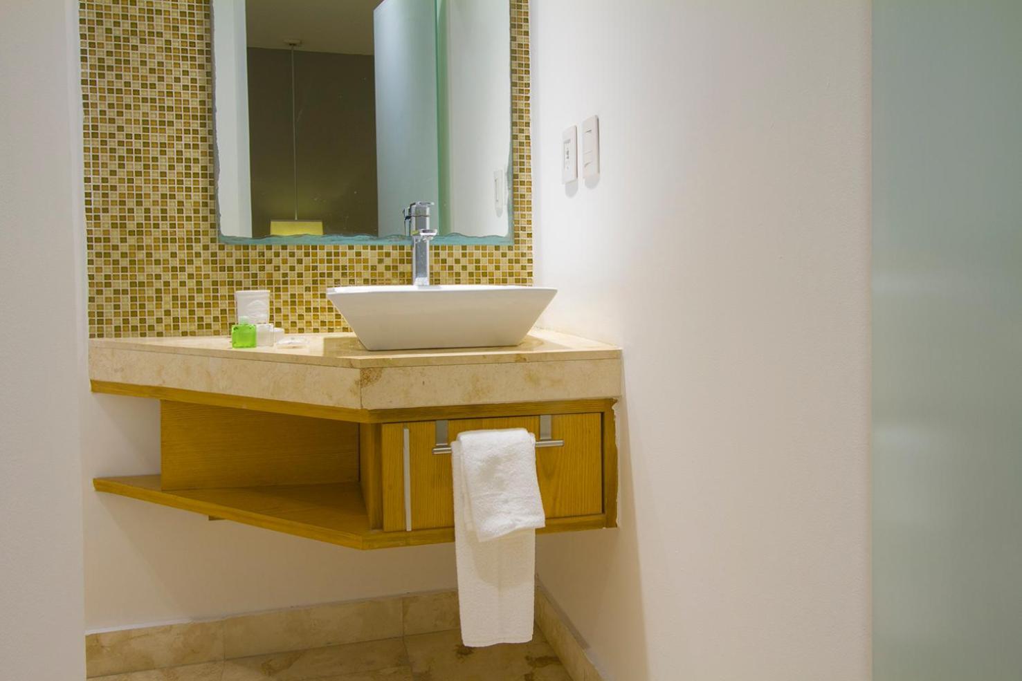 Big & Comfortable Anah 405 For 10 Pax Apartment Playa del Carmen
