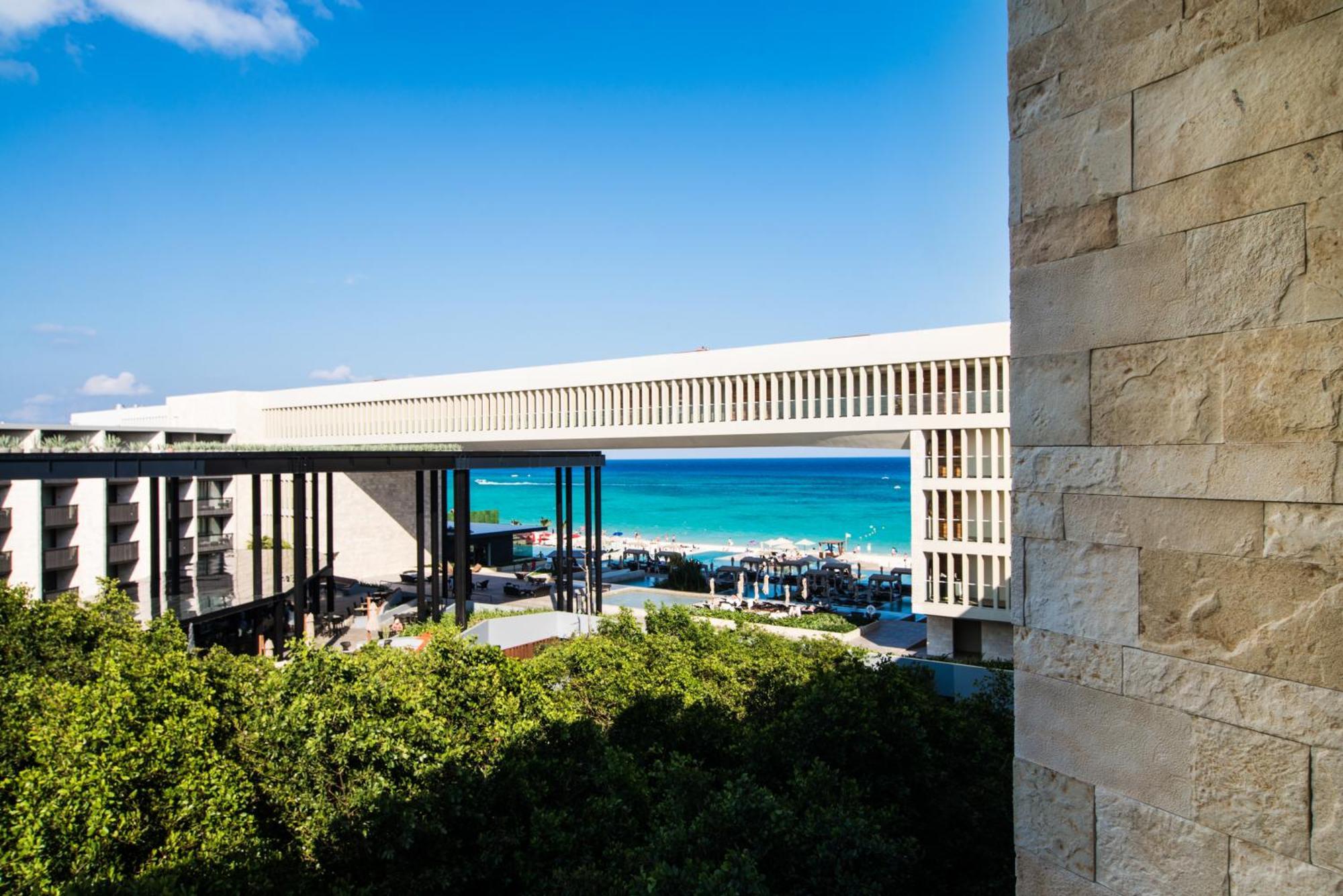Grand Hyatt Resort 5*