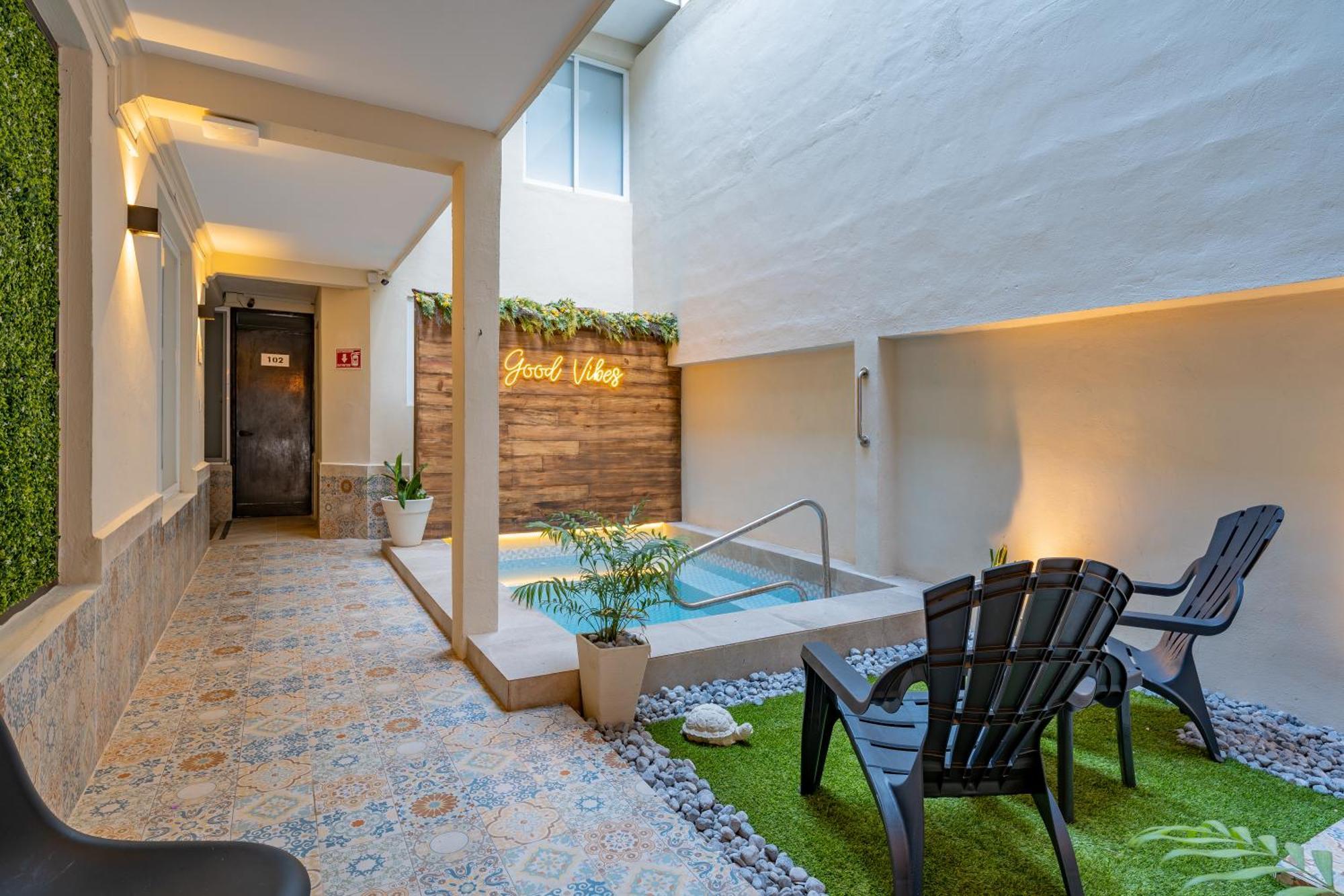 Khách sạn Brisas 5a Av, Playa del Carmen