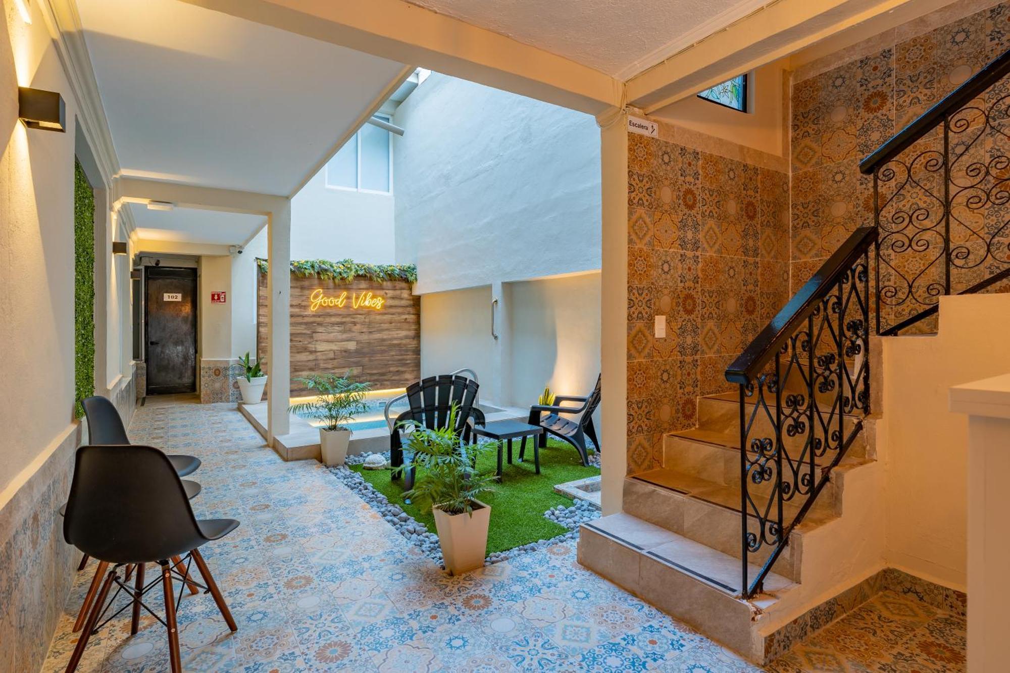 Khách sạn Brisas 5a Av,