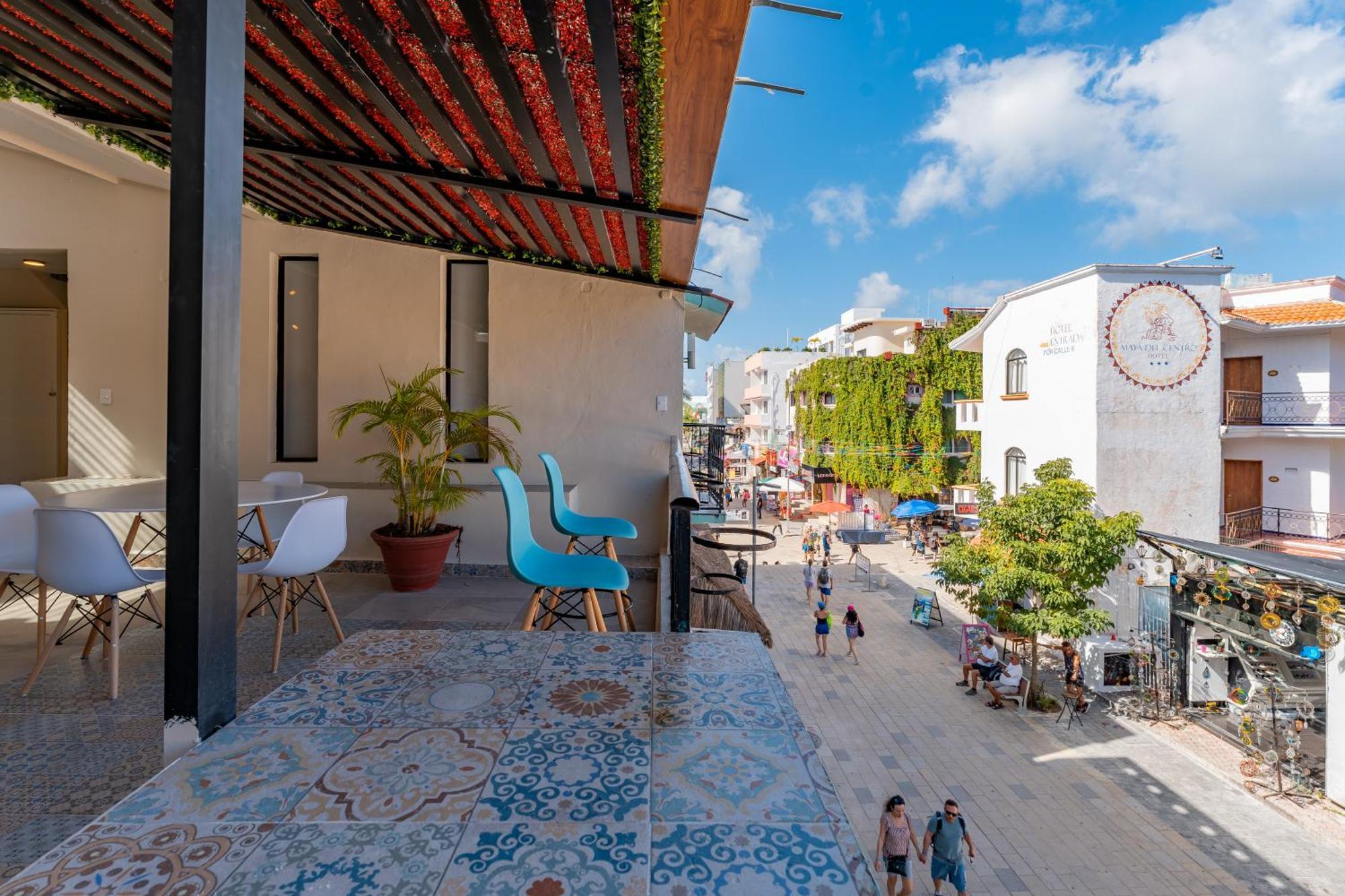 Khách sạn Brisas 5a Av, 4*