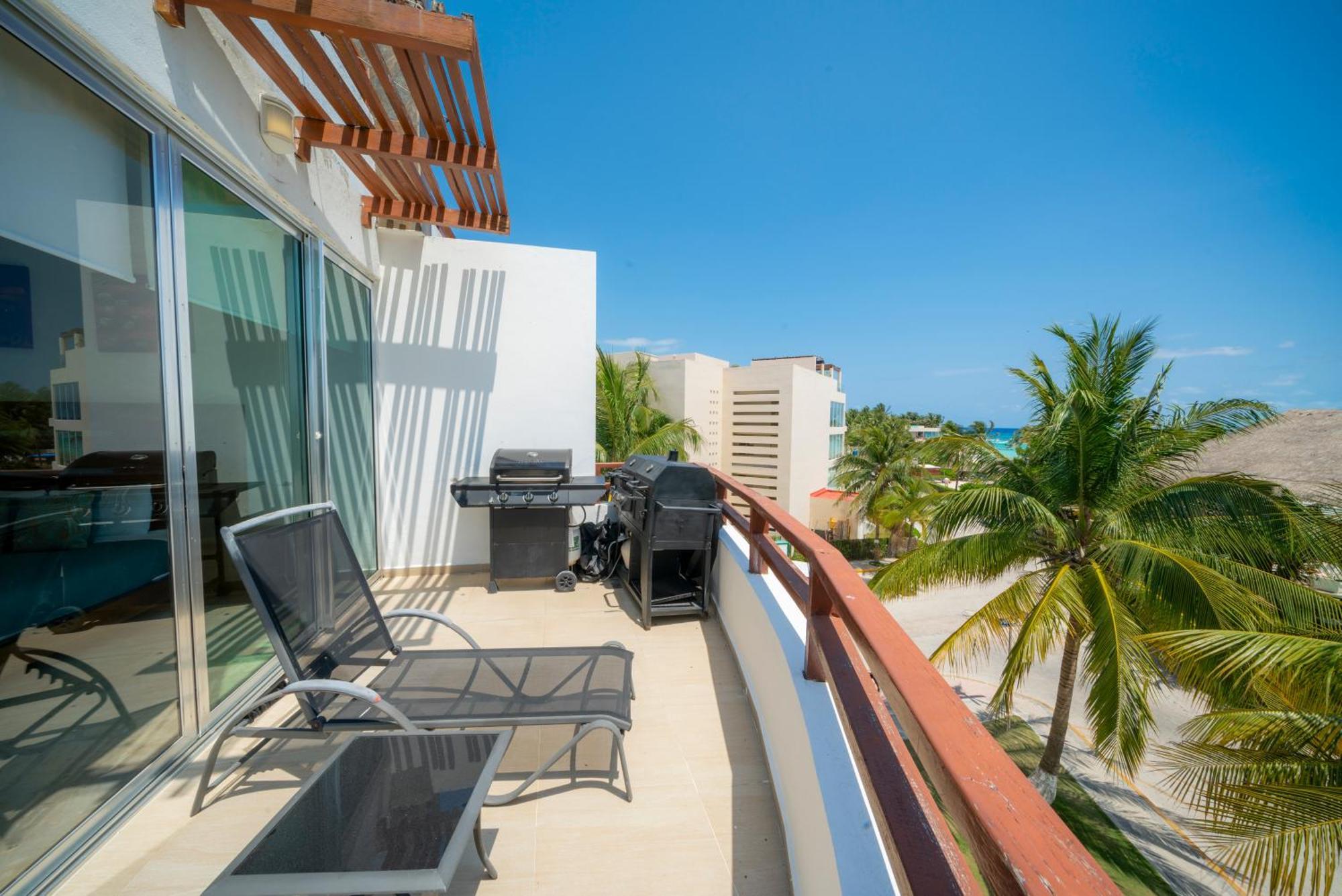 Beachfront Penthouse With 3 Bedrooms & Ocean View - Nubes Casa de férias