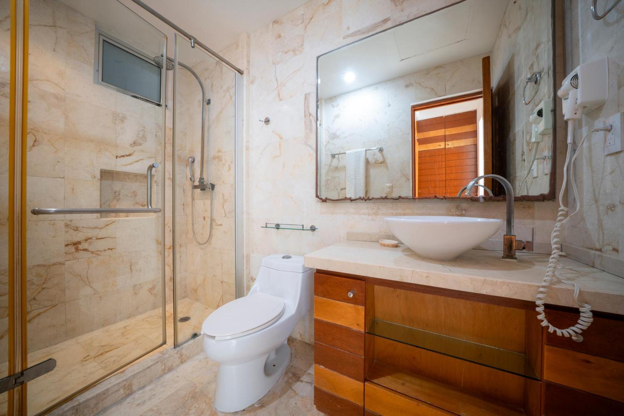 Beachfront Penthouse With 3 Bedrooms & Ocean View - Nubes Casa de férias Playa del Carmen