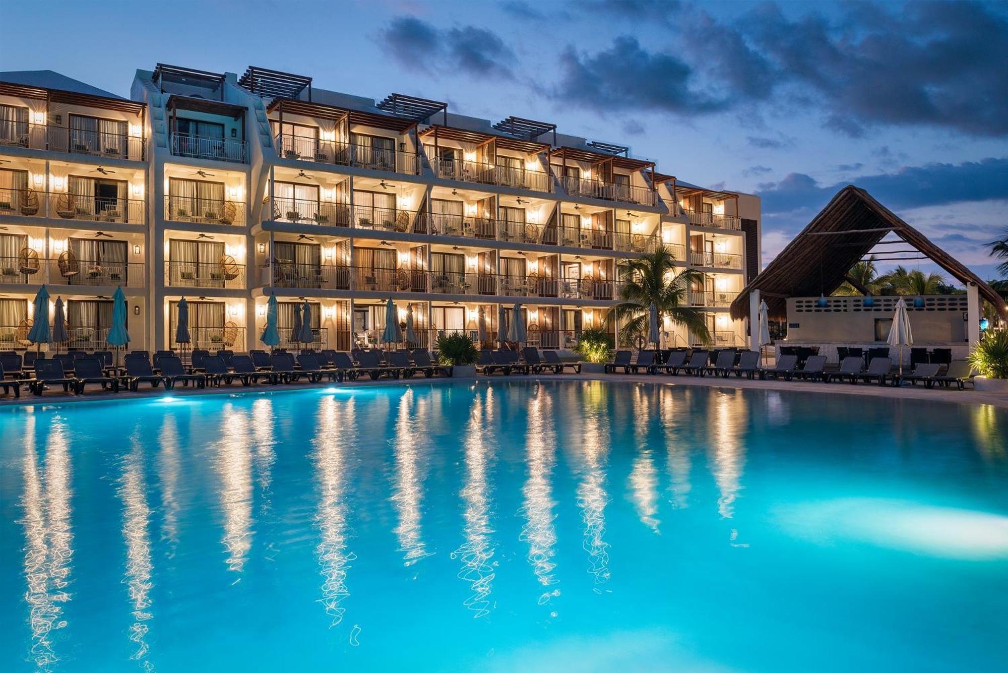 Ocean Riviera Paradise 5*