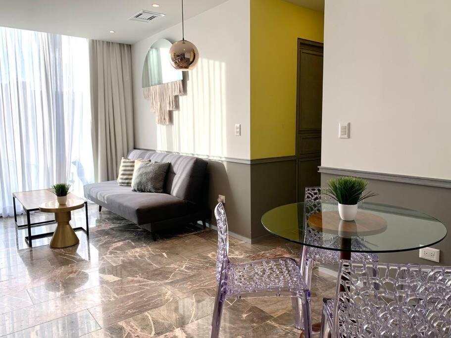 Apartment “singular Joy” Amazing Location And Roof Playa del Carmen